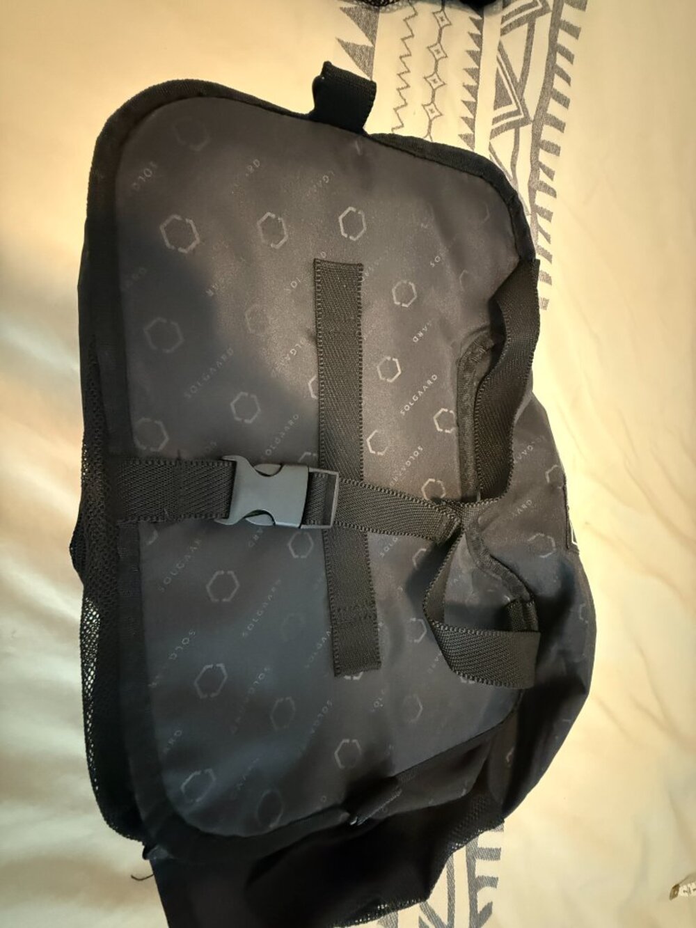 Nomatic Travel Laundry Bag and Solgaard Travel Closet Compression Organizer - Picture 15 of 16